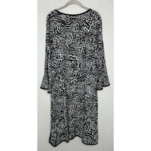 Michael Kors Women’s 3/4 Flutter Sleeves Black White Leopard Print Dress Size 3X - Picture 8 of 8